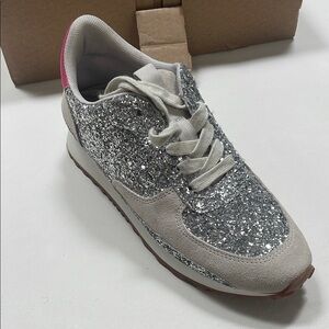 Steve Madden silver Silver Glitter Sneakers NIB size 8